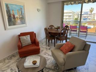 Cozy one bedroom apartment with balcony and parking - Cannes - 2
