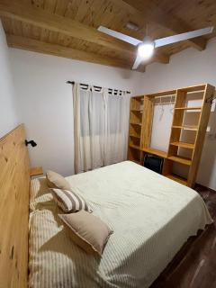 Cabaña tranquila y gran parque ideal para parejas - Villa Anizacate - 7