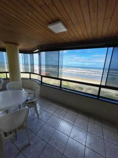 Apartamento Beira Mar Piscina Tramandaí - Tramandaí - 1