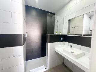 Dori Rooms Hostal - Tarifa - 8