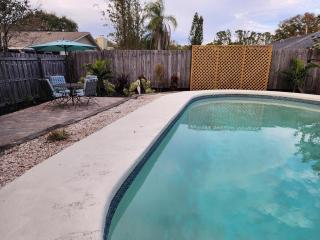 3BR Oasis with Pool in Cocoa - 1