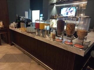 Courtyard by Marriott Santiago Airport - Santiago - 7
