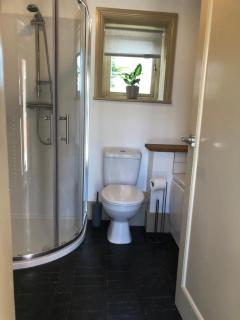 Worcester semi rural bungalow with off road parking - 4