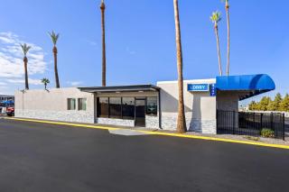 SureStay By Best Western Phoenix Airport - 9