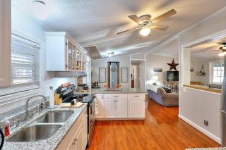Lake Oconee Stunning views, deep water oversized dock, fully renovated - Eatonton - 5