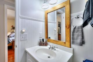 Lake Oconee Stunning views, deep water oversized dock, fully renovated - 8