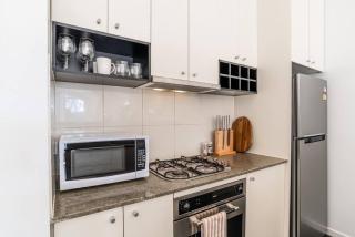 Bright stylish gem in central Melbourne - Melbourne - 2