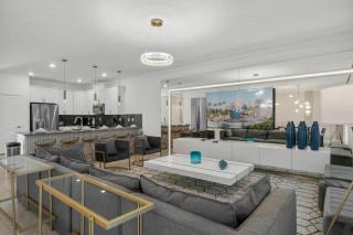 2912 Storey Lake, novo, 24 hóspedes, 9 quartos, piscina e vista para o lago - 8