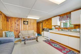 Lake Stinson Cottage with Sunroom and Shared Dock! - Rumney - 6