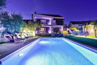 Villa Stullich with swimming pool and sauna - Nin - 8