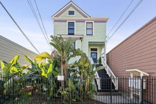 Beautiful Top Floor Getaway in Beach Town - Alameda - 9