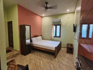 SM Guest House - Ranipet - 7