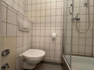 Doppelzimmer mit Bad und TV-18 - Meine - 1