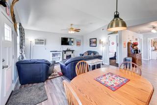 Kingman Vacation Rental with Private Yard and Fire Pit - 2