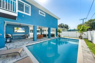 152 Steps to the Beach! Heated Pool - Steps Away - Roelens - Fort Myers Beach - 9