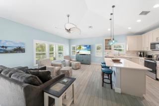 152 Steps to the Beach! Heated Pool - Steps Away - Roelens - Fort Myers Beach - 5