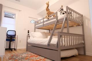 Pop Art Chic Stunning Shaw - U Street Apartment - 2