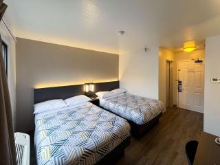 Motel 6-Glenview, IL - Chicago North - Glenview - 1