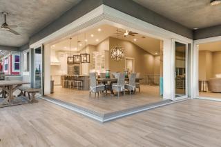 Luxury Beach Home, Gulf Access, Pool Table, Heated Pool & Spa - Summer Wind - Roelens - Fort Myers Beach - 7