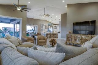 Luxury Beach Home, Gulf Access, Pool Table, Heated Pool & Spa - Summer Wind - Roelens - Fort Myers Beach - 6