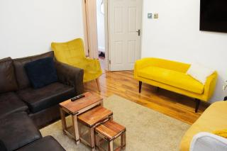 5 bedroom house near cardiff city. - 9