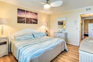 Waterfront Gem with Balcony in Garden City - Myrtle Beach - 1