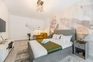 Enif Suite with Parking -Tractoru Coresi - Brasov - 9
