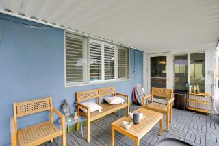 10 Mi to Redondo Beach Carson Home with Pool Table! - 9