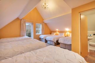 White Waters Bed and Breakfast - 1