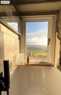 Luxury Retreat - 1
