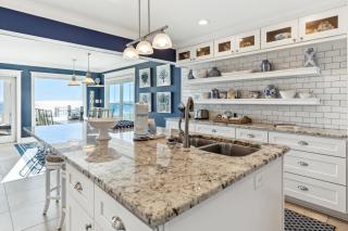 Spring Break Promo! Gulf Front Home with Private Beach Access with Bikes! - Inlet Beach - 5