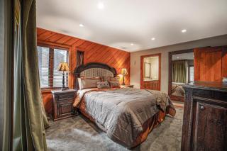 Plush Mammoth Condo w Balcony Views - Mammoth Lakes - 9