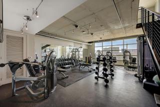 Studio High-Rise in Downtown Vegas - 6