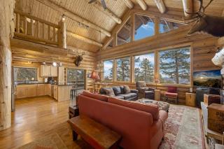 Mounticello Log Cabin - Relaxing Front Patio & Outdoor Firepit - 9