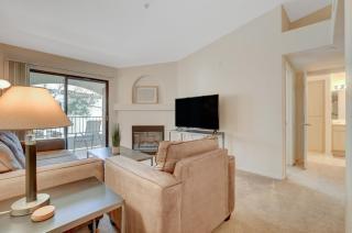 Charming 1 Bedroom Condominium - Henderson - 8
