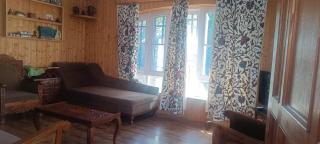 Magnolia Homestay - Srinagar - 2