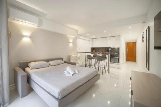 FRGK "VICTORIA 4 Centre Ville 1 BREAKFAST INCLUDED" - 2