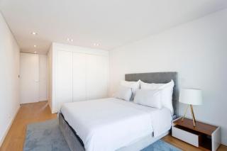 Luxury Suite With Balcony and Shared Accommodation in The Parque Eduardo VII Area - Lissabon - 2