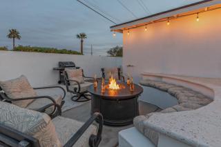 Stylish 3BR Retreat with Backyard Oasis Near Old Town Scottsdale - 5