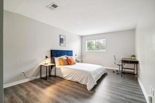 Sweetwater 5b I Beautiful 1bd Apt I Free Parking - Gainesville - 0