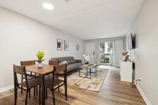 Sweetwater 24a I Beautiful 1bd Apt I Free Parking - Gainesville - 8