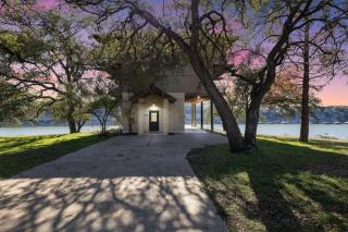Serene Lake Retreat - Spacious 6BR Home - Lago Vista - 7