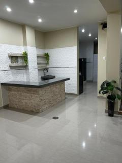 Stylish and spacious house with Pool and Jacuzzi - Ica - 8