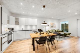 Stylish Holiday Apartment Centrally Located In Søndervig - 1000 - Ringkøbing - 3
