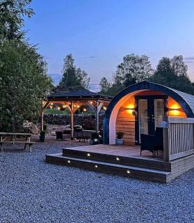 Loch Ness Pods - Fort Augustus - 8