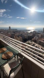 Estudio con impresionantes vistas en Alicante centro - Alicante - 9
