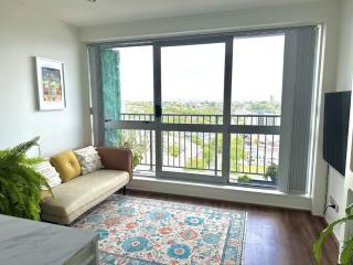 Aura D1404 two bedroom1 living room Wifi ,balcony, harbor view, easy parking - Auckland - 3