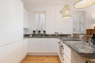 Ultra Marine - Large Roof Terrace Sea Views - 1