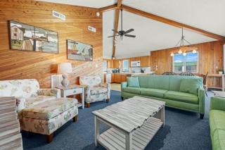 Summer Nights 4 Bedroom Oceanside Home - 6