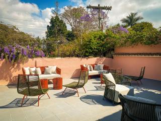 Bloom Hostel - Antigua Guatemala - 1